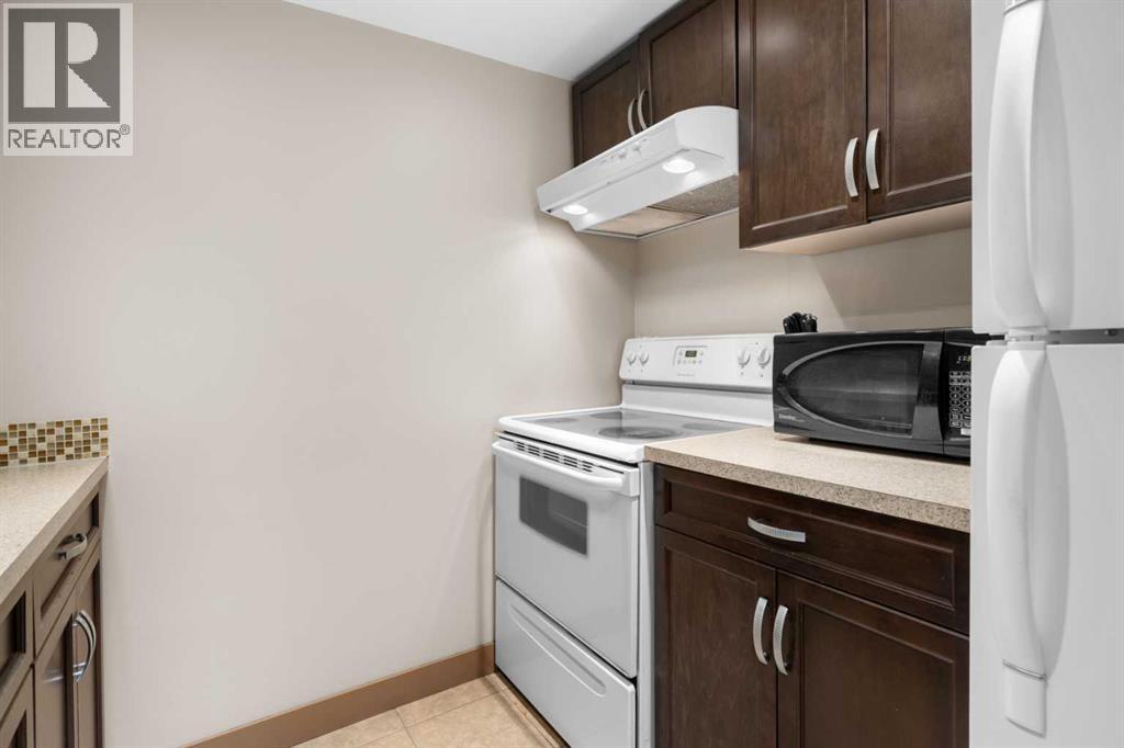 160, 310 8 Street Sw, Calgary, Alberta  T2P 3P3 - Photo 4 - A2254090