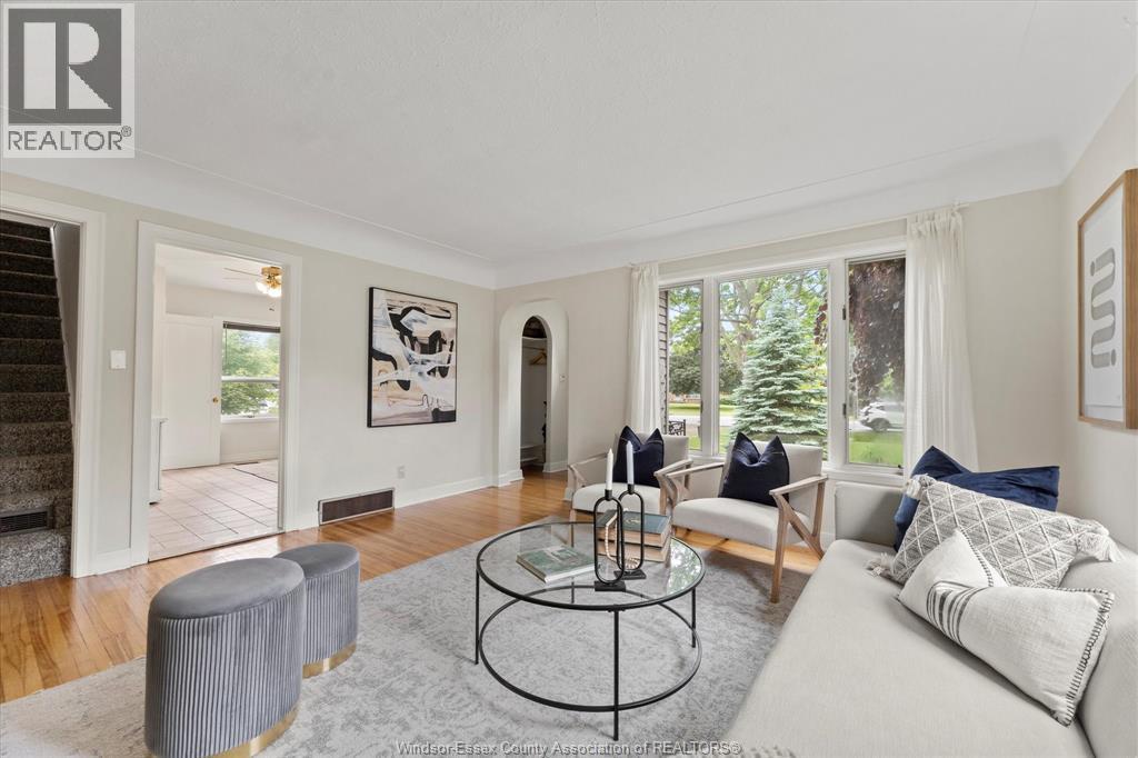 297 Talbot South, Essex, Ontario  N8M 1C2 - Photo 7 - 25026510