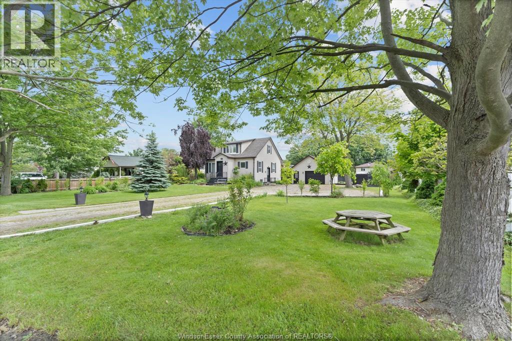 297 Talbot South, Essex, Ontario  N8M 1C2 - Photo 5 - 25026510