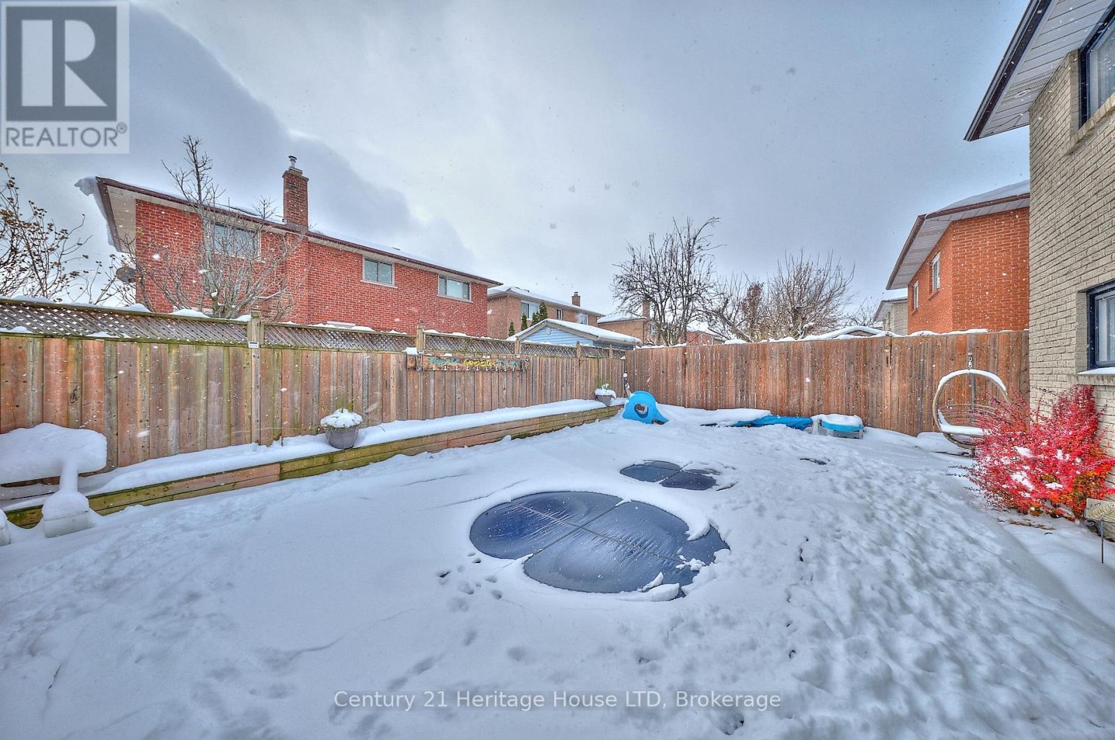 70 Taymall Street, Hamilton (Templemead), Ontario  L8W 2A1 - Photo 48 - X12588796