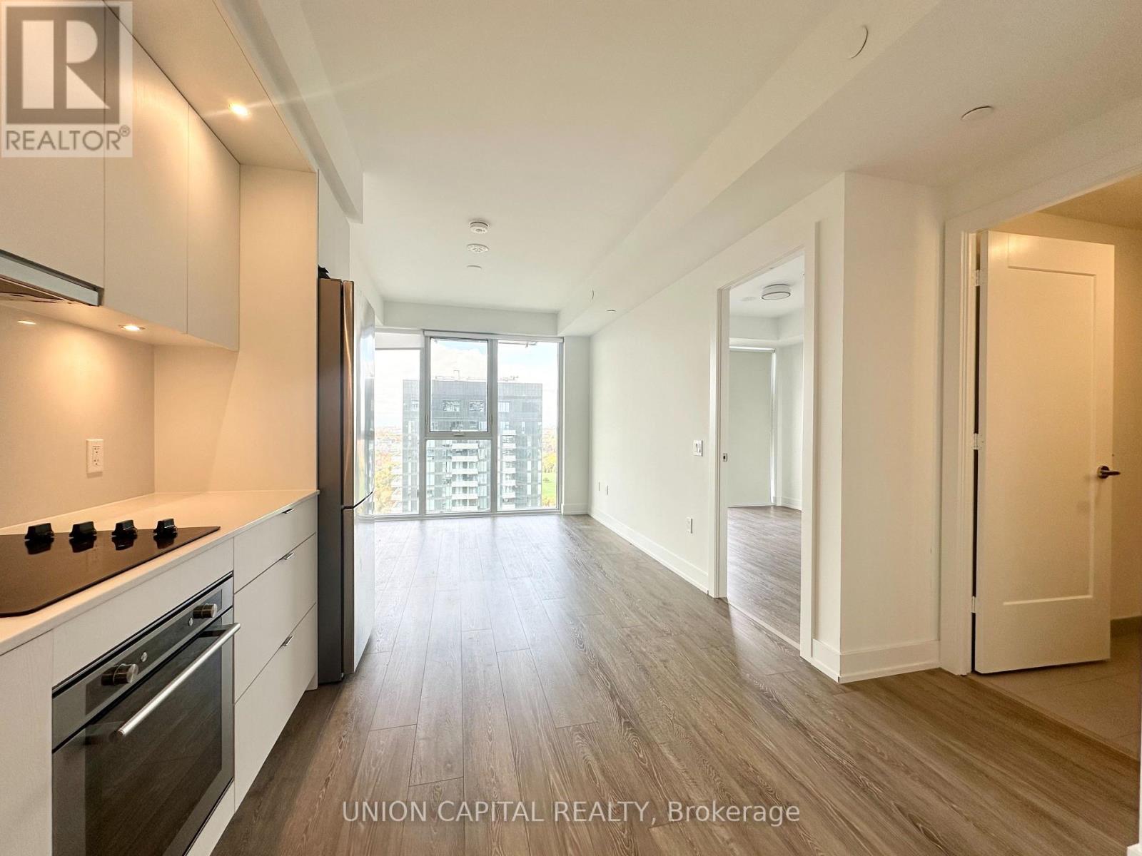 4102 - 30 Inn On The Park Drive, Toronto, Ontario  M3C 0P7 - Photo 8 - C12588778