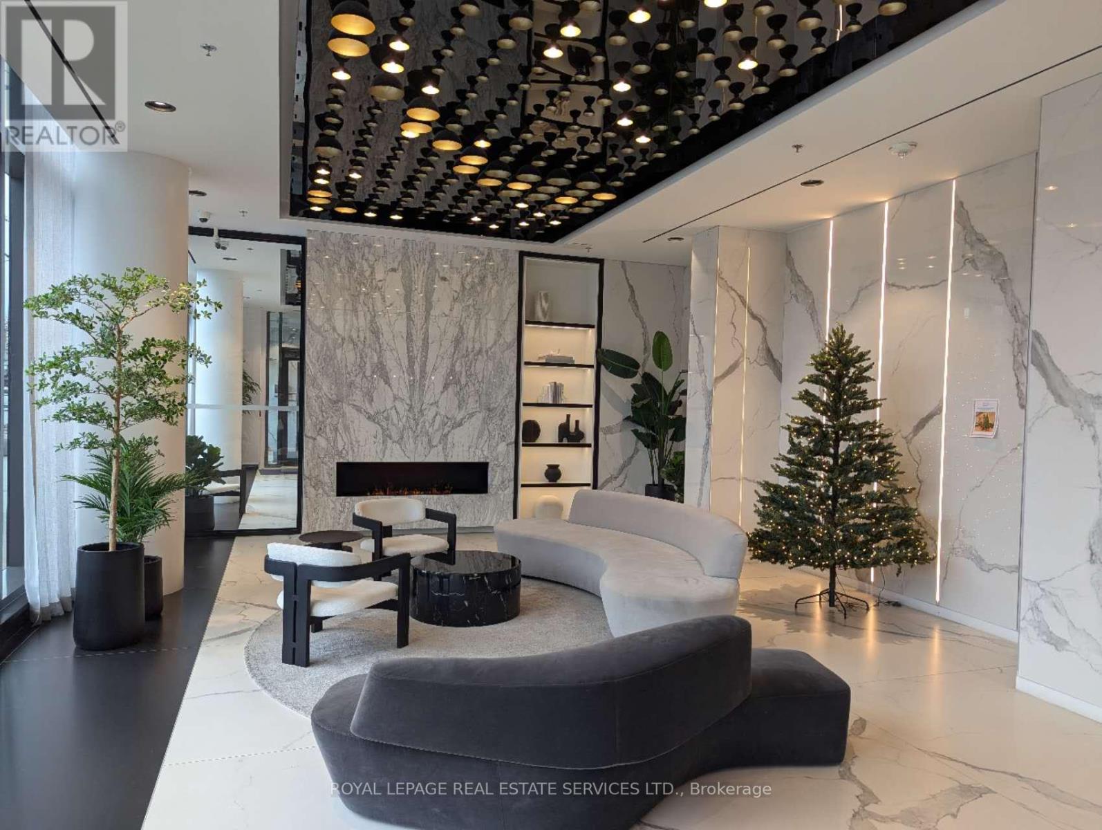 2007 - 1285 Dupont Street, Toronto, Ontario  M6H 0E3 - Photo 5 - W12588620