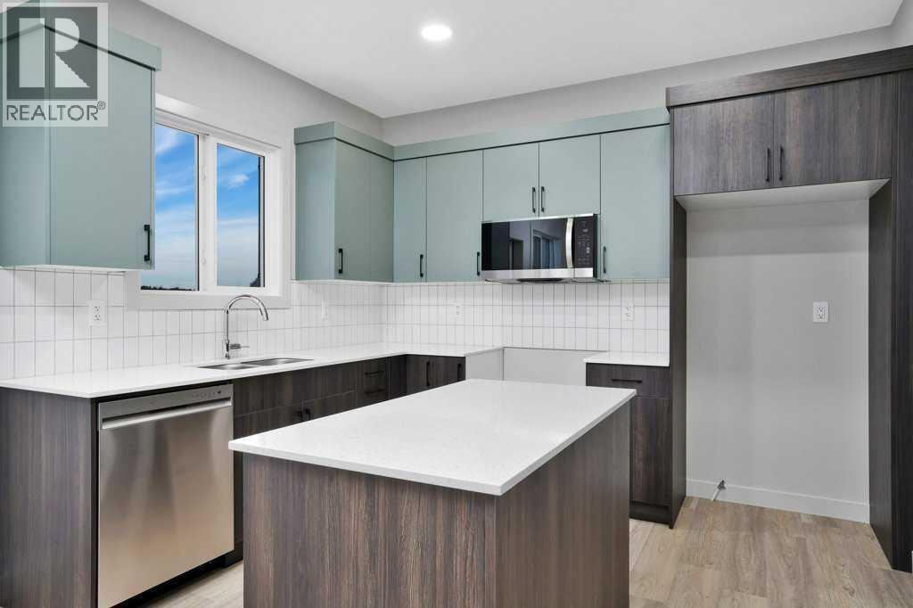 122 Gray Close, Sylvan Lake, Alberta  T4S 0W4 - Photo 6 - A2264243