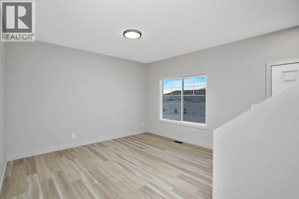 122 Gray Close, Sylvan Lake, Alberta  T4S 0W4 - Photo 9 - A2264243