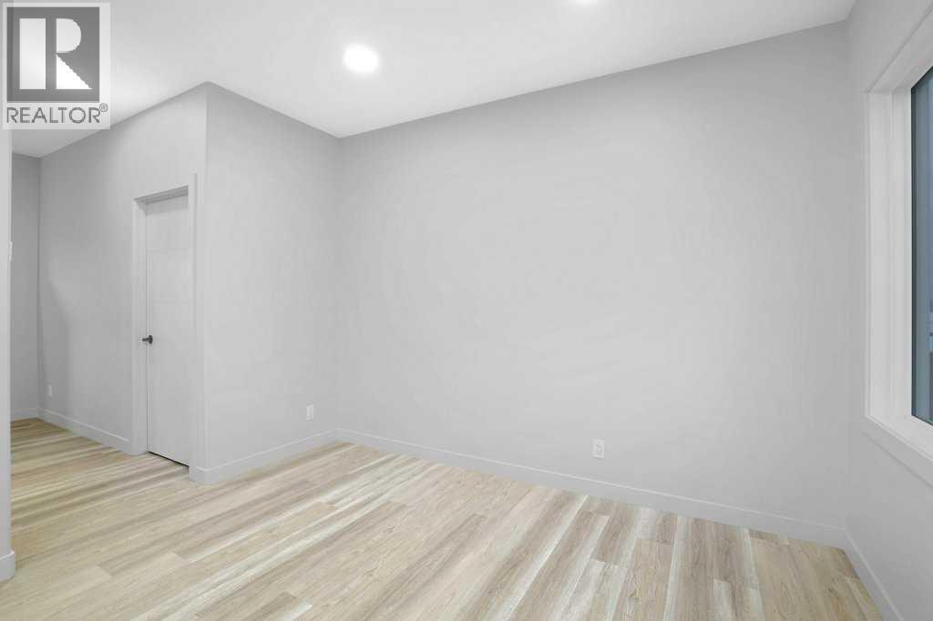 122 Gray Close, Sylvan Lake, Alberta  T4S 0W4 - Photo 16 - A2264243