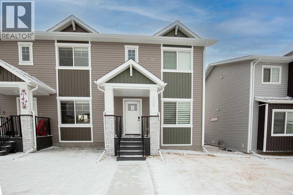 122 Gray Close, Sylvan Lake, Alberta  T4S 0W4 - Photo 1 - A2264243