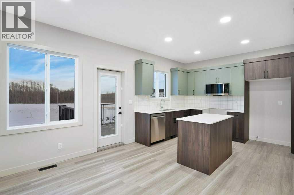 122 Gray Close, Sylvan Lake, Alberta  T4S 0W4 - Photo 7 - A2264243