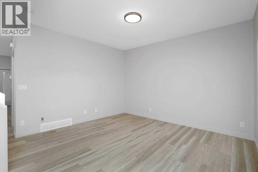 122 Gray Close, Sylvan Lake, Alberta  T4S 0W4 - Photo 12 - A2264243