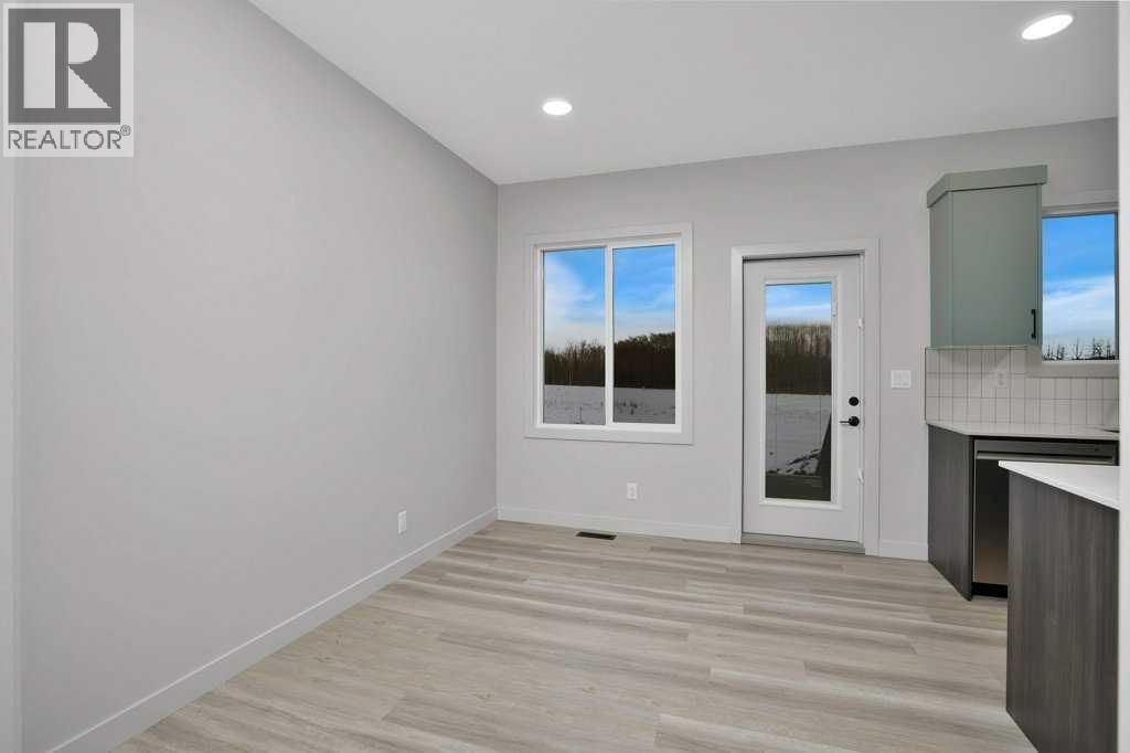 122 Gray Close, Sylvan Lake, Alberta  T4S 0W4 - Photo 15 - A2264243