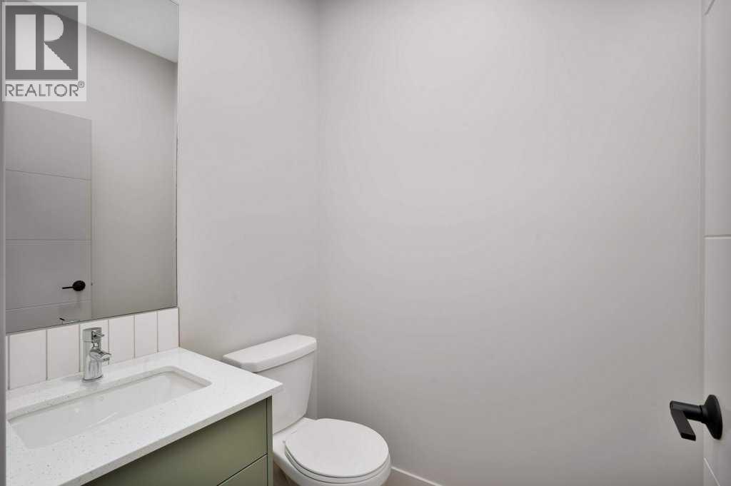 122 Gray Close, Sylvan Lake, Alberta  T4S 0W4 - Photo 14 - A2264243