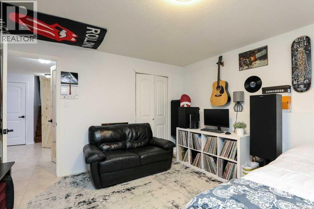 4817 7 Street, Coalhurst, Alberta  T0L 0V0 - Photo 34 - A2273183