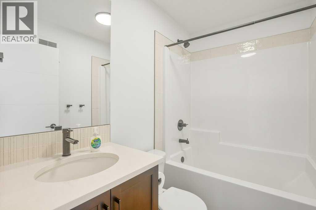 5 Songbird Green, Sylvan Lake, Alberta  T4S 0S6 - Photo 15 - A2264290