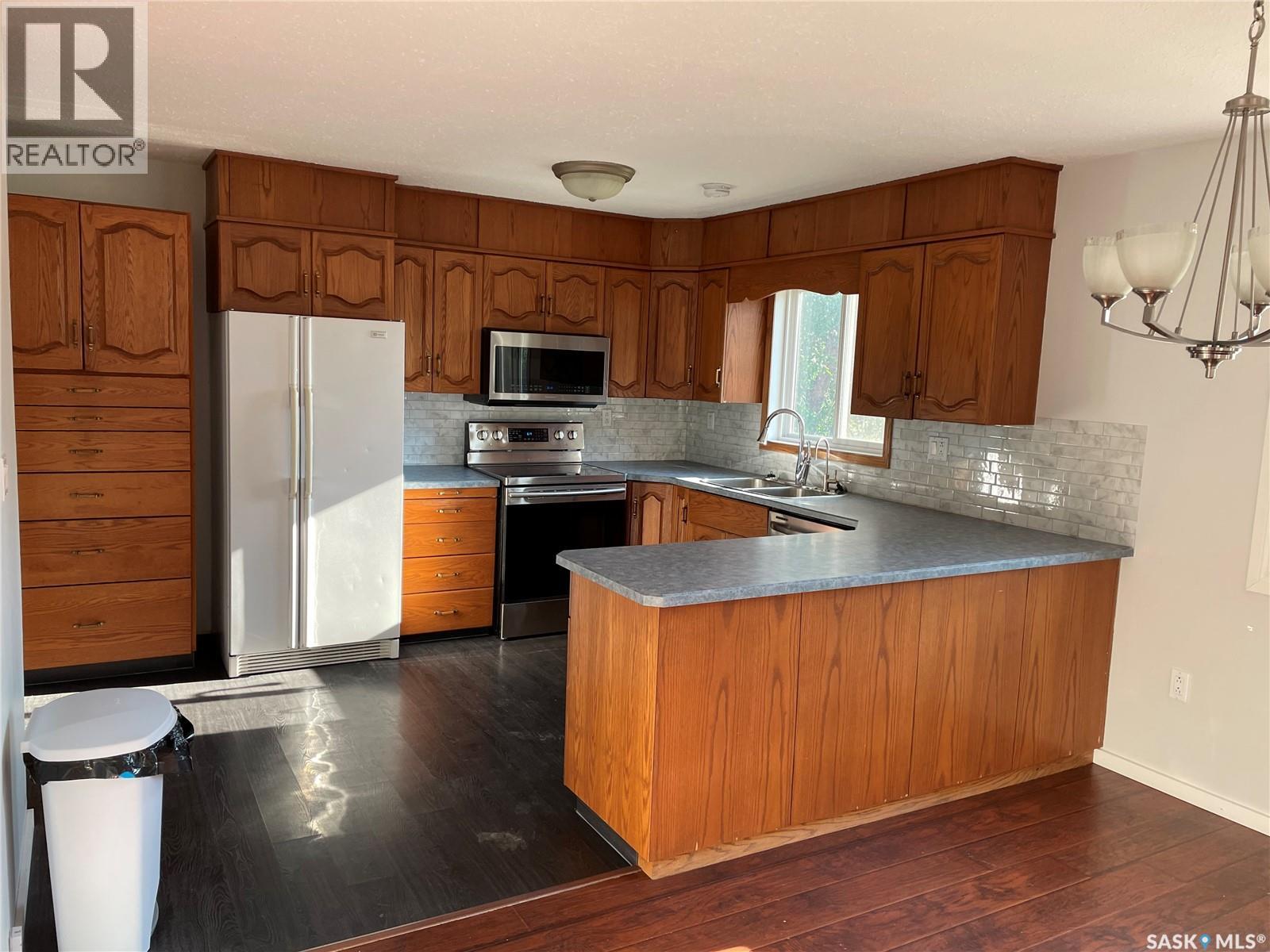 218 1st Street Nw, Wadena, Saskatchewan  S0A 4J0 - Photo 6 - SK024972