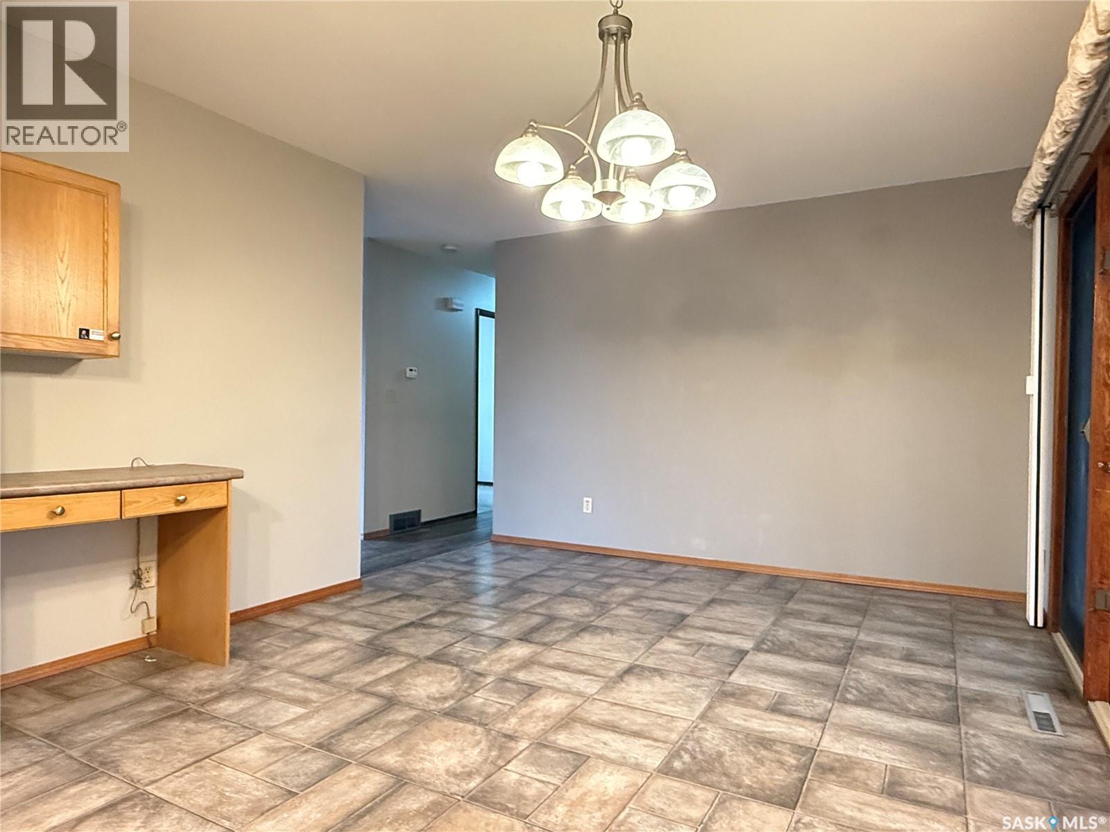 26 Jubilee Crescent, Melville, Saskatchewan  S0A 2P0 - Photo 14 - SK024967