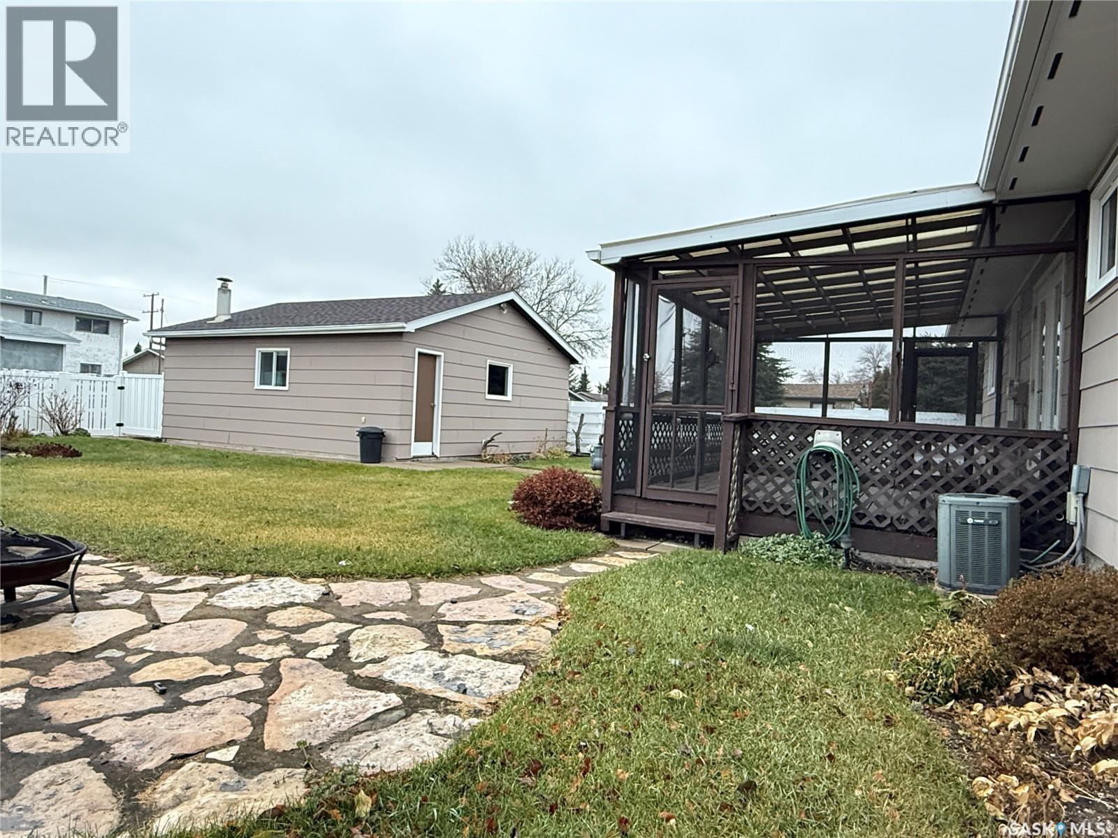 26 Jubilee Crescent, Melville, Saskatchewan  S0A 2P0 - Photo 47 - SK024967