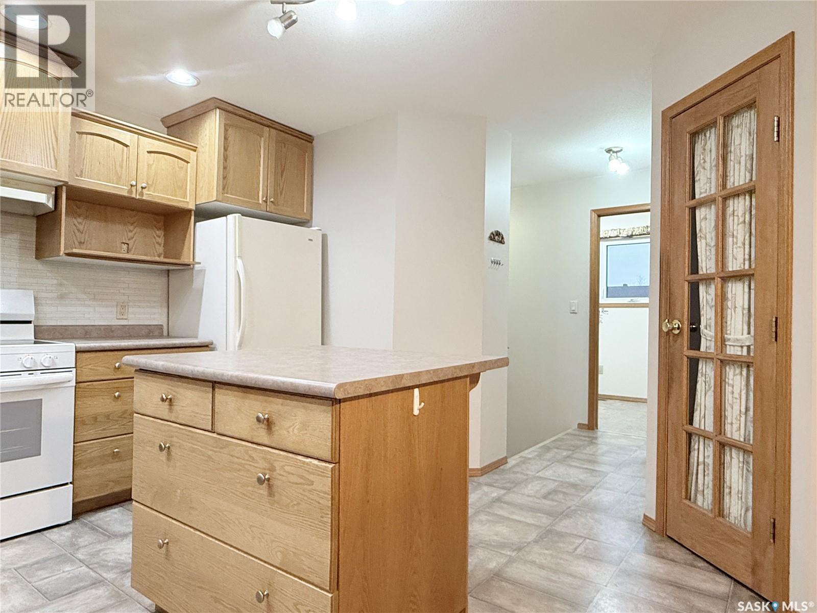 26 Jubilee Crescent, Melville, Saskatchewan  S0A 2P0 - Photo 7 - SK024967