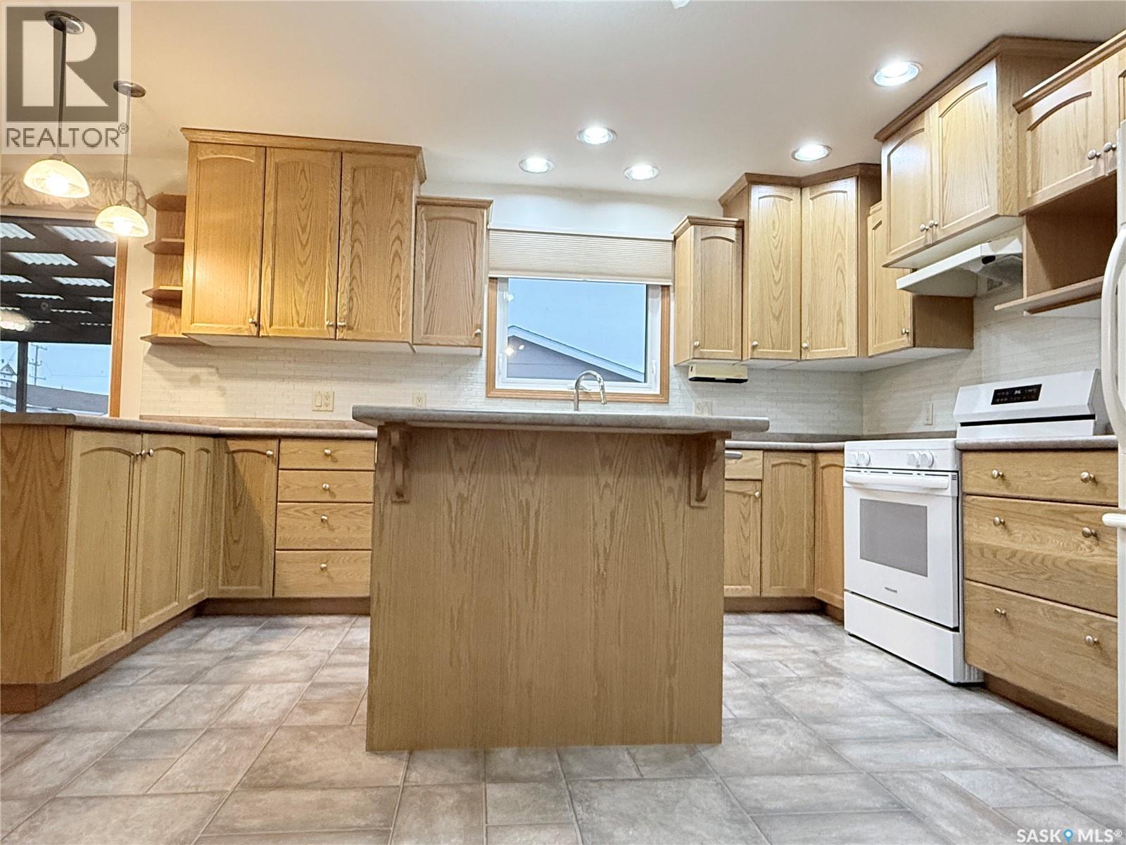 26 Jubilee Crescent, Melville, Saskatchewan  S0A 2P0 - Photo 8 - SK024967