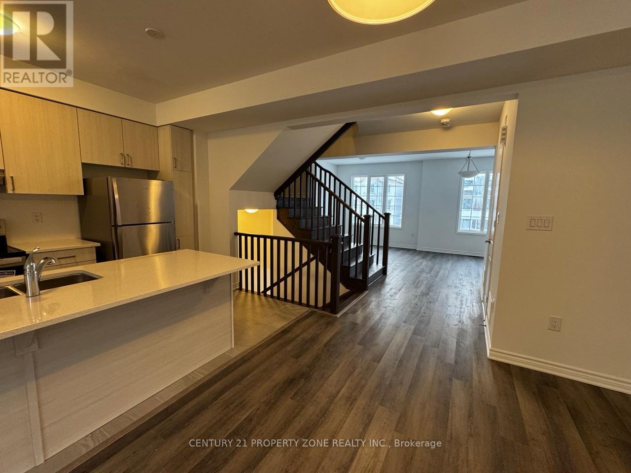 6 Bellasera Way, Caledon, Ontario  L7C 1Z9 - Photo 7 - W12588772