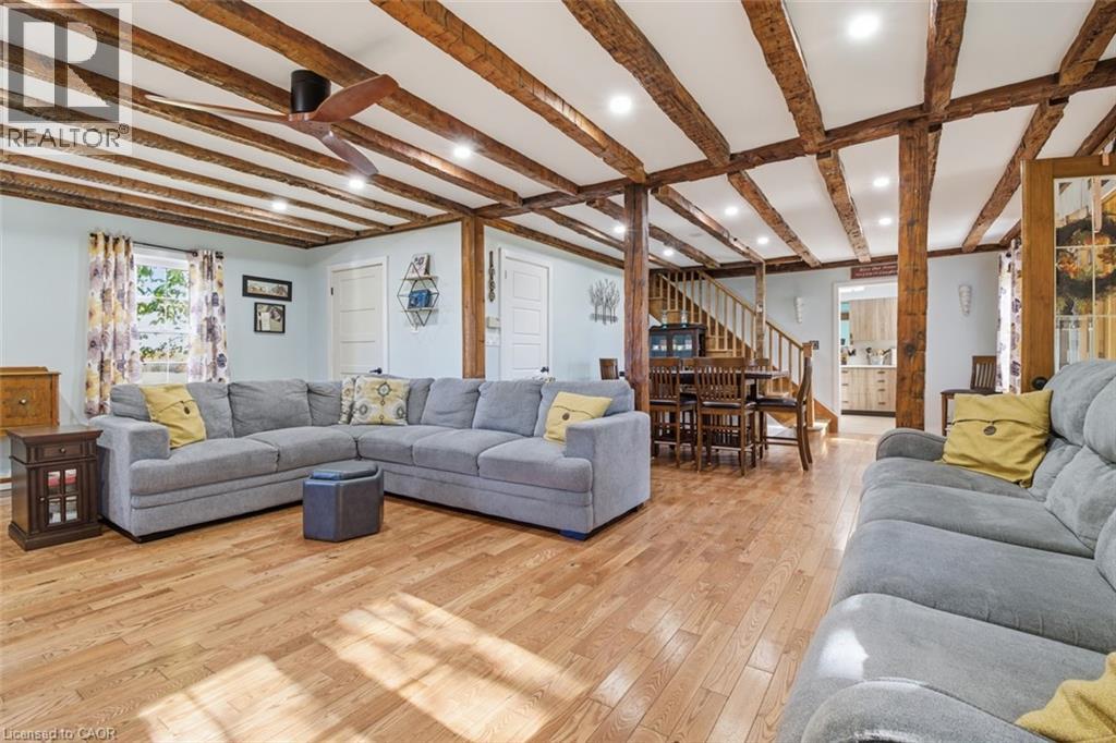 9043 Ridge Road, Niagara Falls, Ontario L3B 5N7 - Photo 12 - 40784996