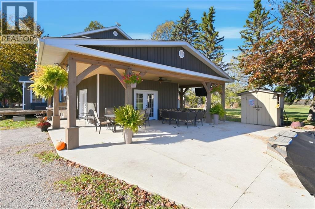 9043 Ridge Road, Niagara Falls, Ontario L3B 5N7 - Photo 10 - 40784996