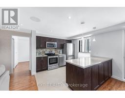 104 - 15390 YONGE STREET, Aurora, Ontario