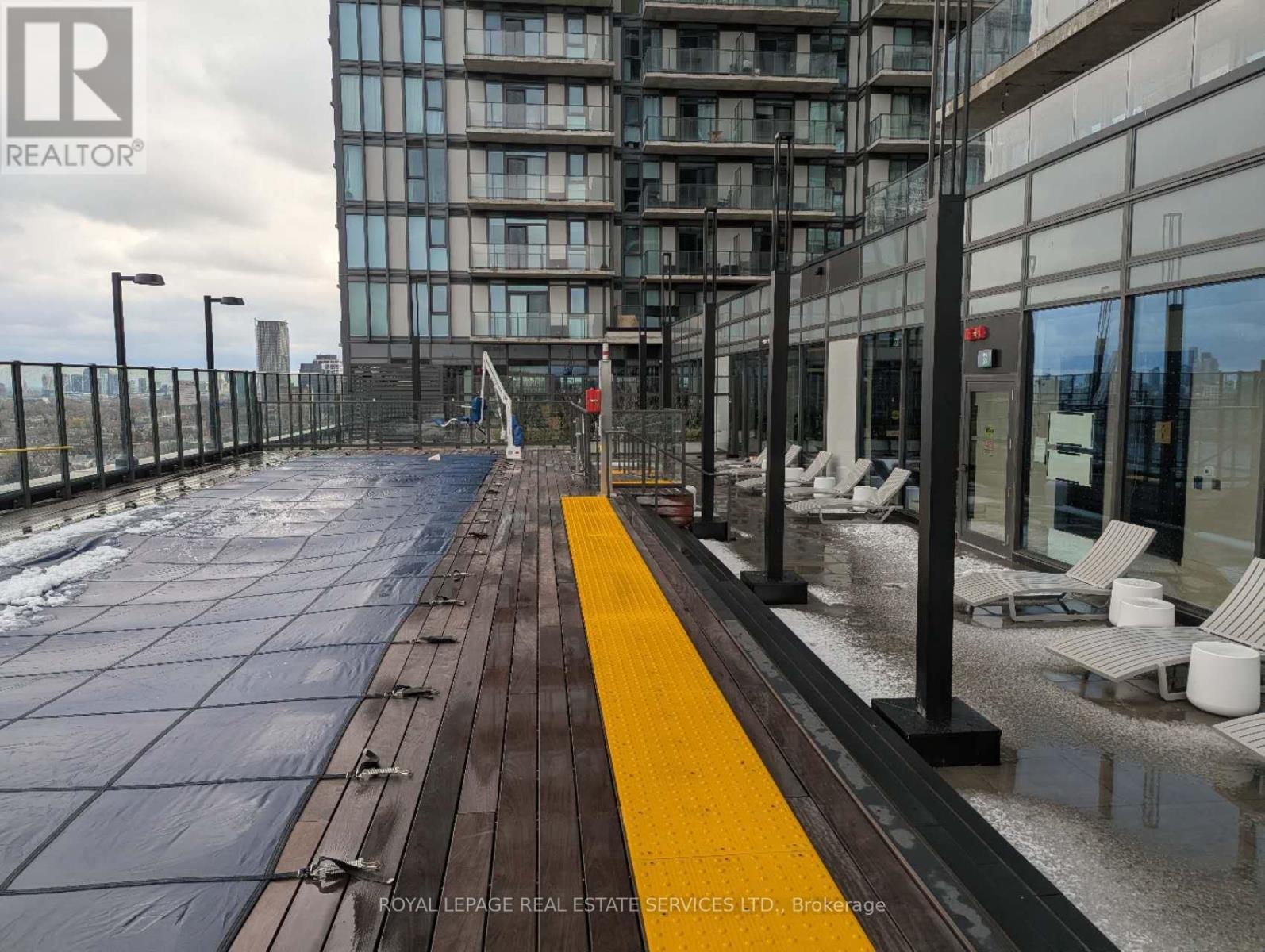 2007 - 1285 Dupont Street, Toronto, Ontario  M6H 0E3 - Photo 27 - W12588620