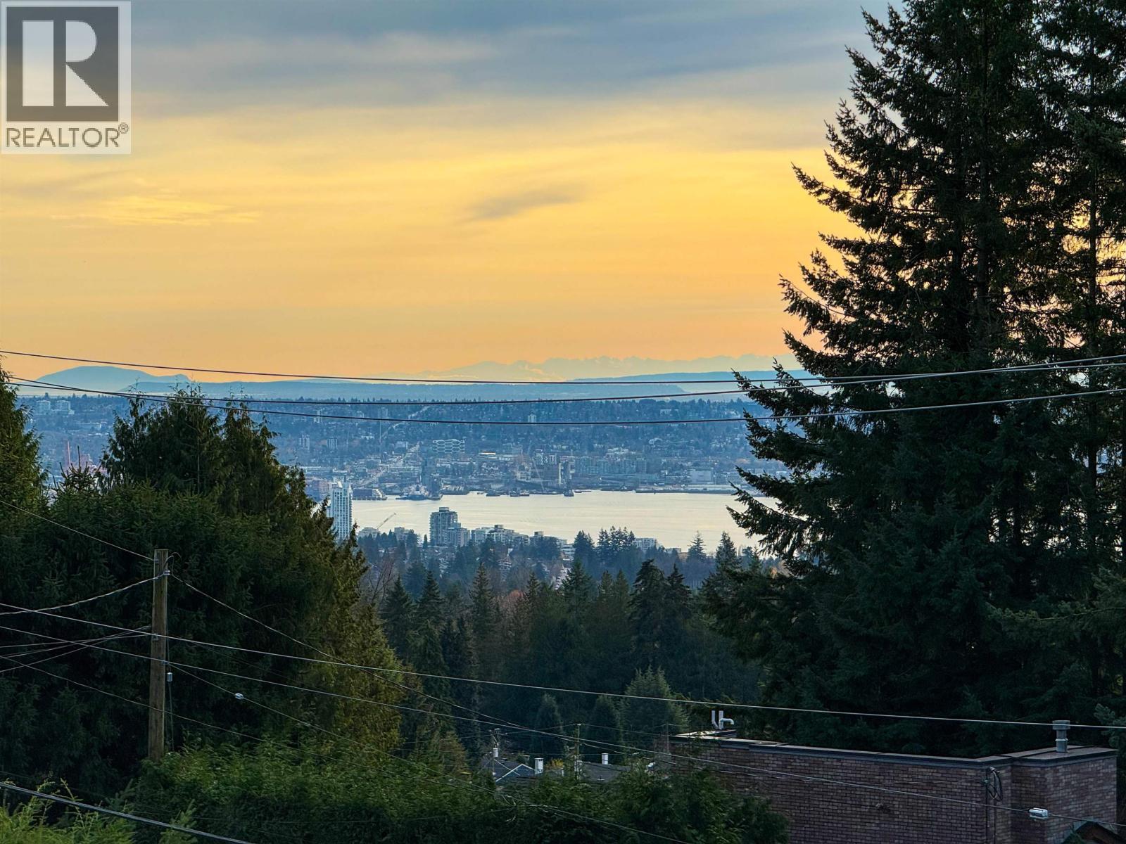 456 Montroyal Boulevard, North Vancouver, British Columbia  V7N 3E1 - Photo 36 - R3068048