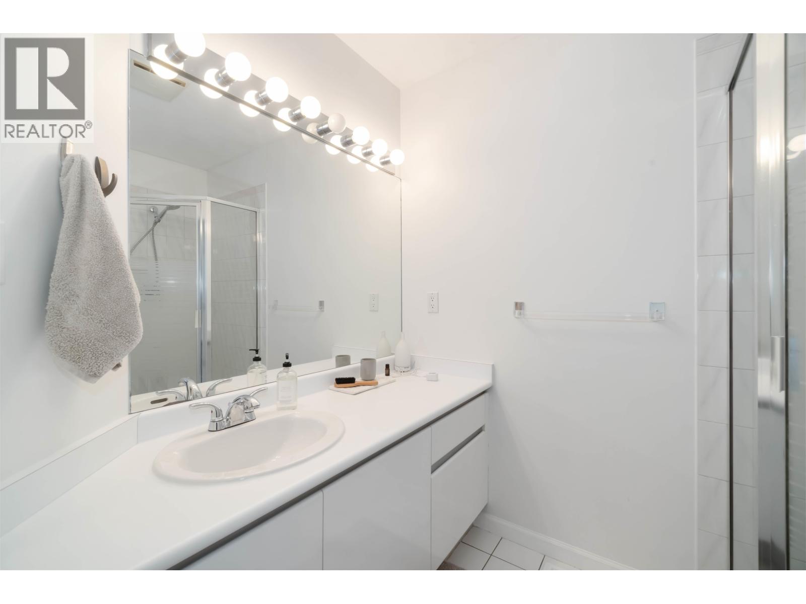 456 Montroyal Boulevard, North Vancouver, British Columbia  V7N 3E1 - Photo 21 - R3068048