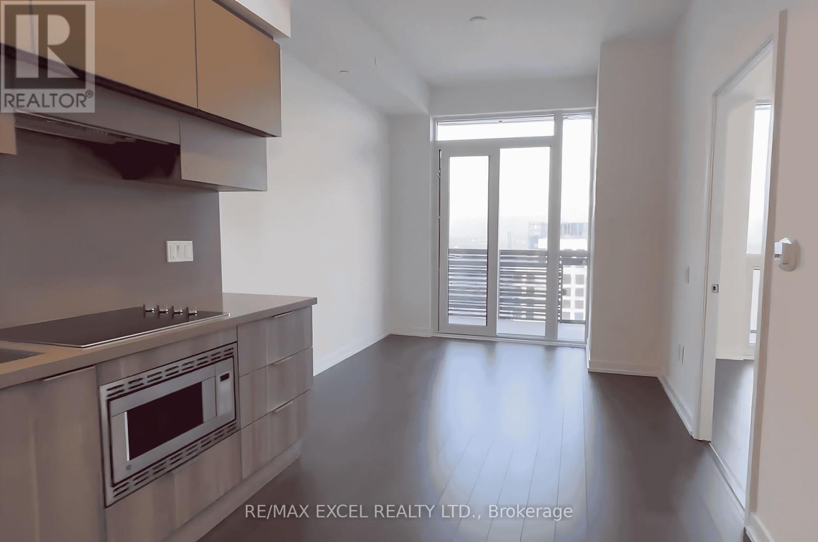 3902 - 39 ROEHAMPTON AVENUE, Toronto, Ontario