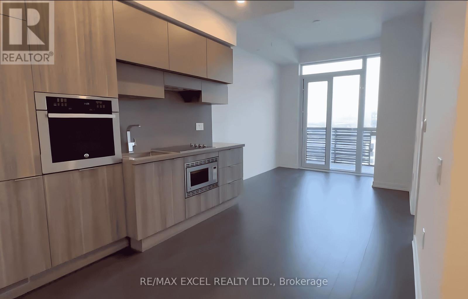 3902 - 39 Roehampton Avenue, Toronto, Ontario  M4P 1P9 - Photo 2 - C12588784