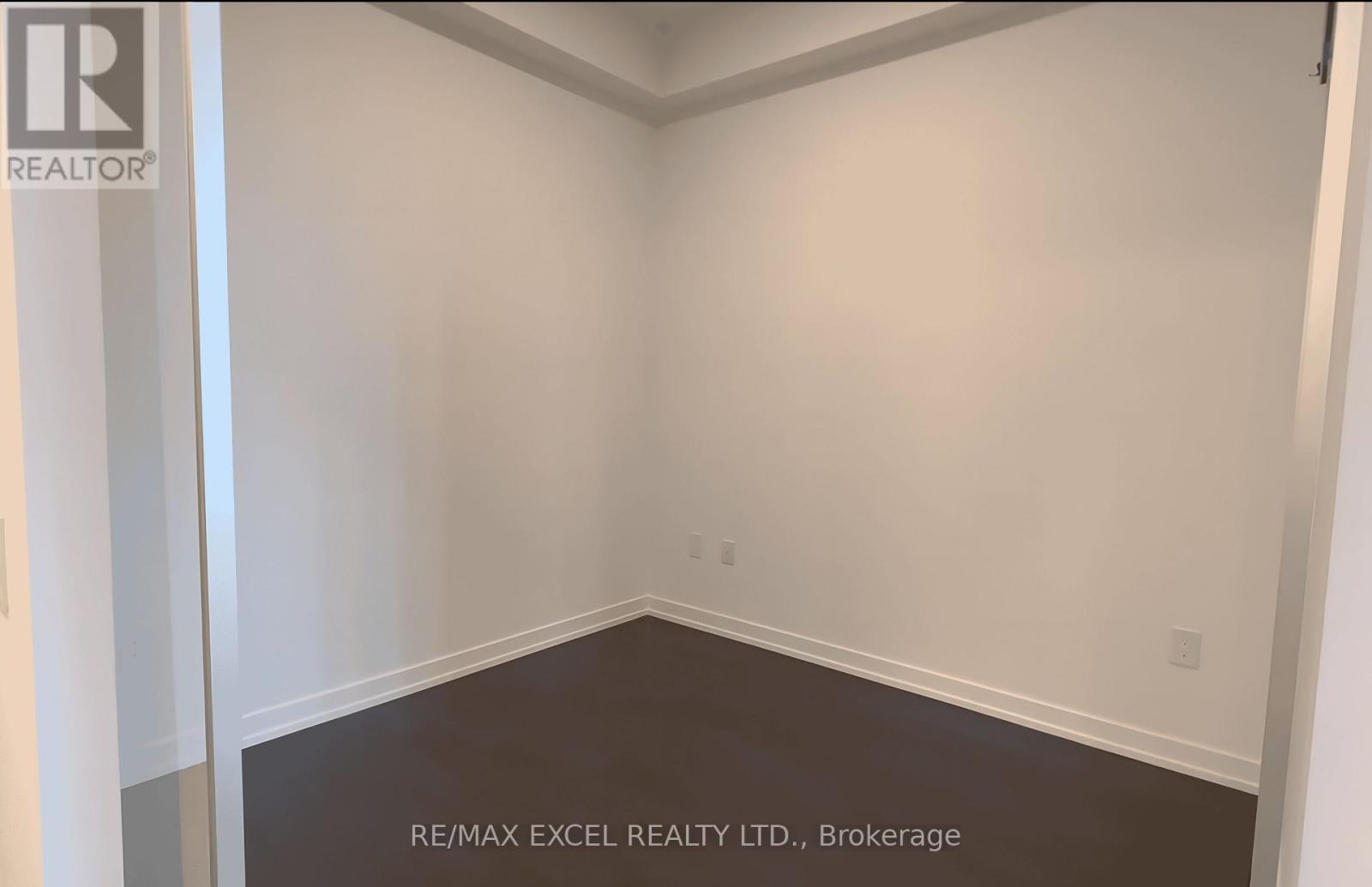 3902 - 39 Roehampton Avenue, Toronto, Ontario  M4P 1P9 - Photo 3 - C12588784