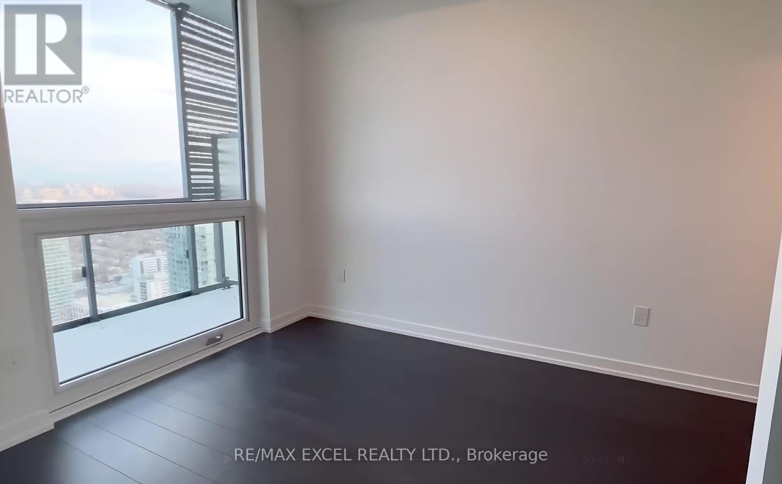 3902 - 39 Roehampton Avenue, Toronto, Ontario  M4P 1P9 - Photo 8 - C12588784