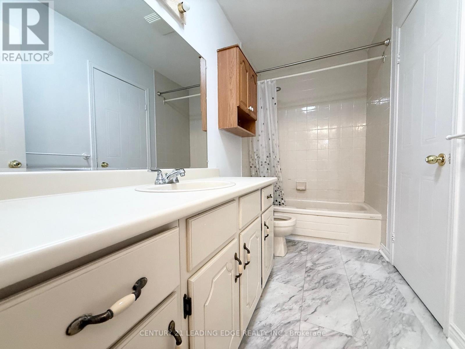 50 Barrydale Crescent, London North, Ontario  N6G 2X4 - Photo 7 - X12588712