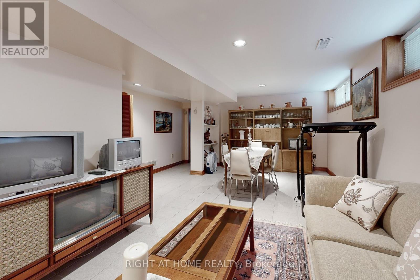 67 Netherford Road, Vaughan, Ontario  L6A 1E1 - Photo 30 - N12588808