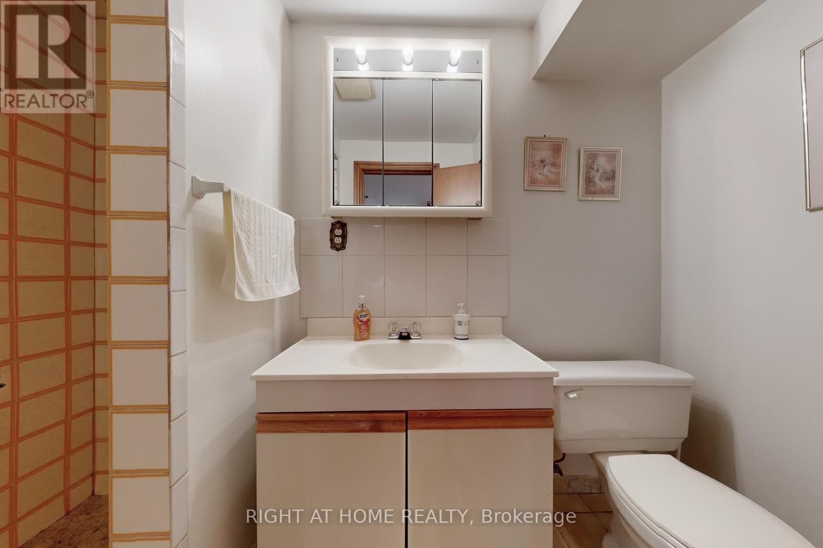 67 Netherford Road, Vaughan, Ontario  L6A 1E1 - Photo 35 - N12588808