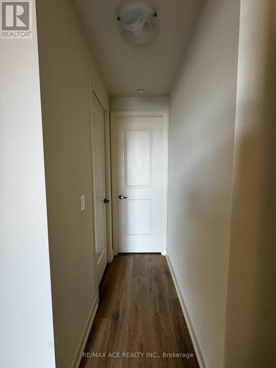 4906 - 38 Annie Craig Drive, Toronto, Ontario  M8V 0G9 - Photo 5 - W12588804