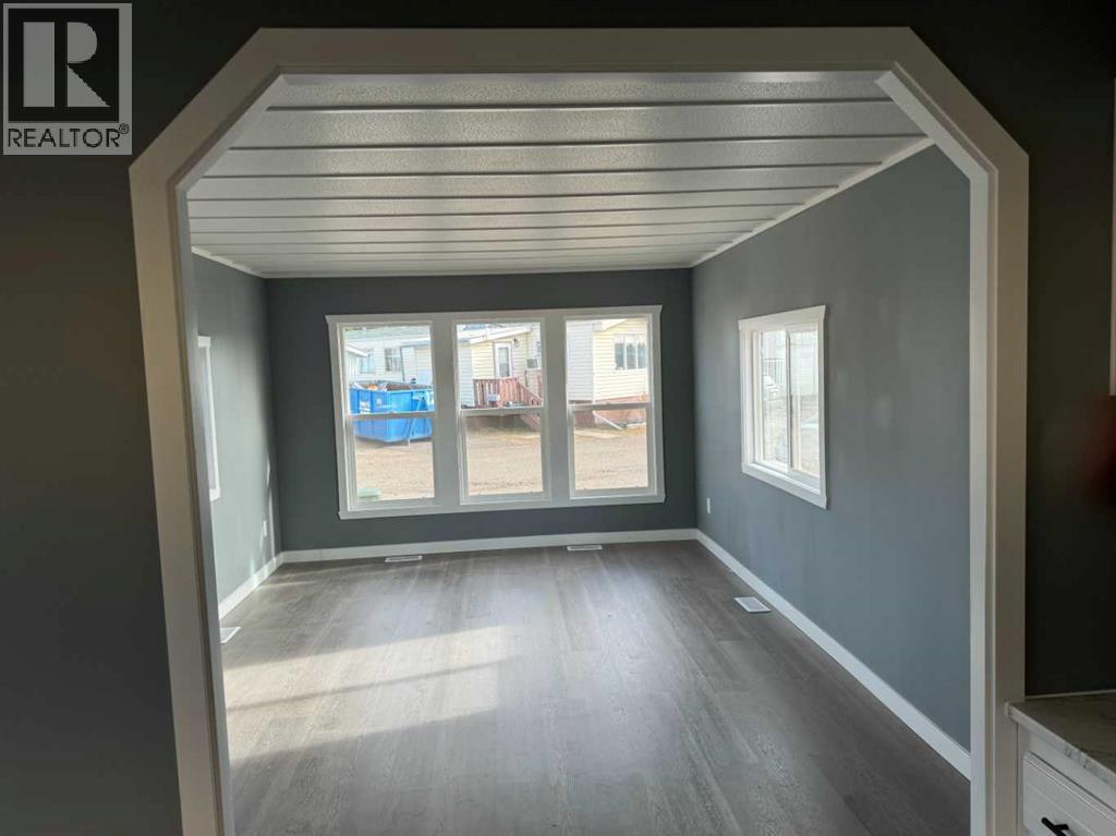 18, 5800 46 Street, Olds, Alberta  T4H 1G7 - Photo 3 - A2252771