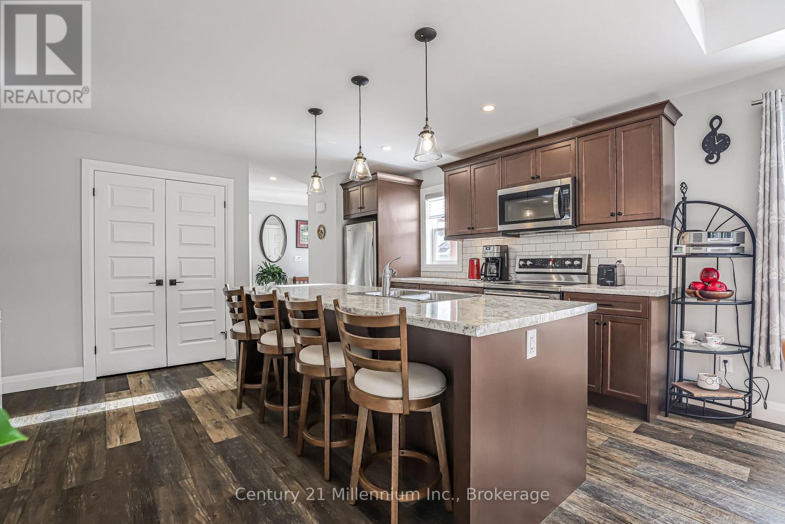 1 Eagle Court, Saugeen Shores, Ontario  N0H 2C3 - Photo 12 - X12588830