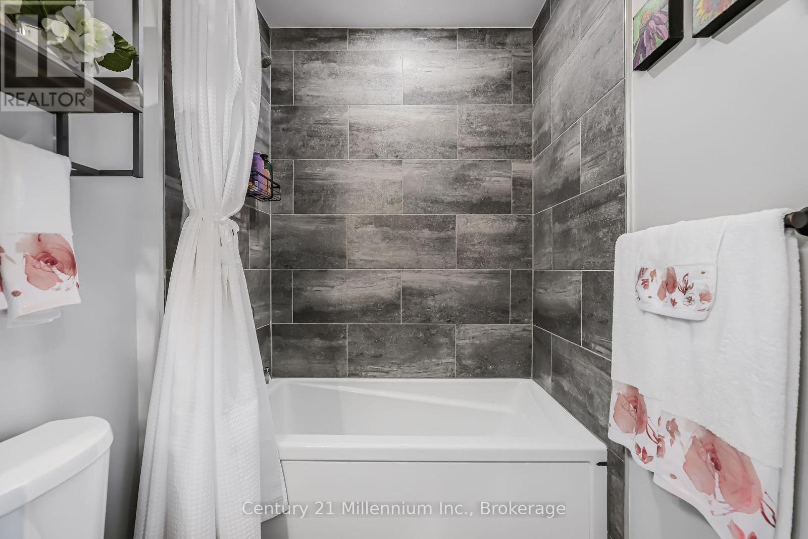 1 Eagle Court, Saugeen Shores, Ontario  N0H 2C3 - Photo 32 - X12588830