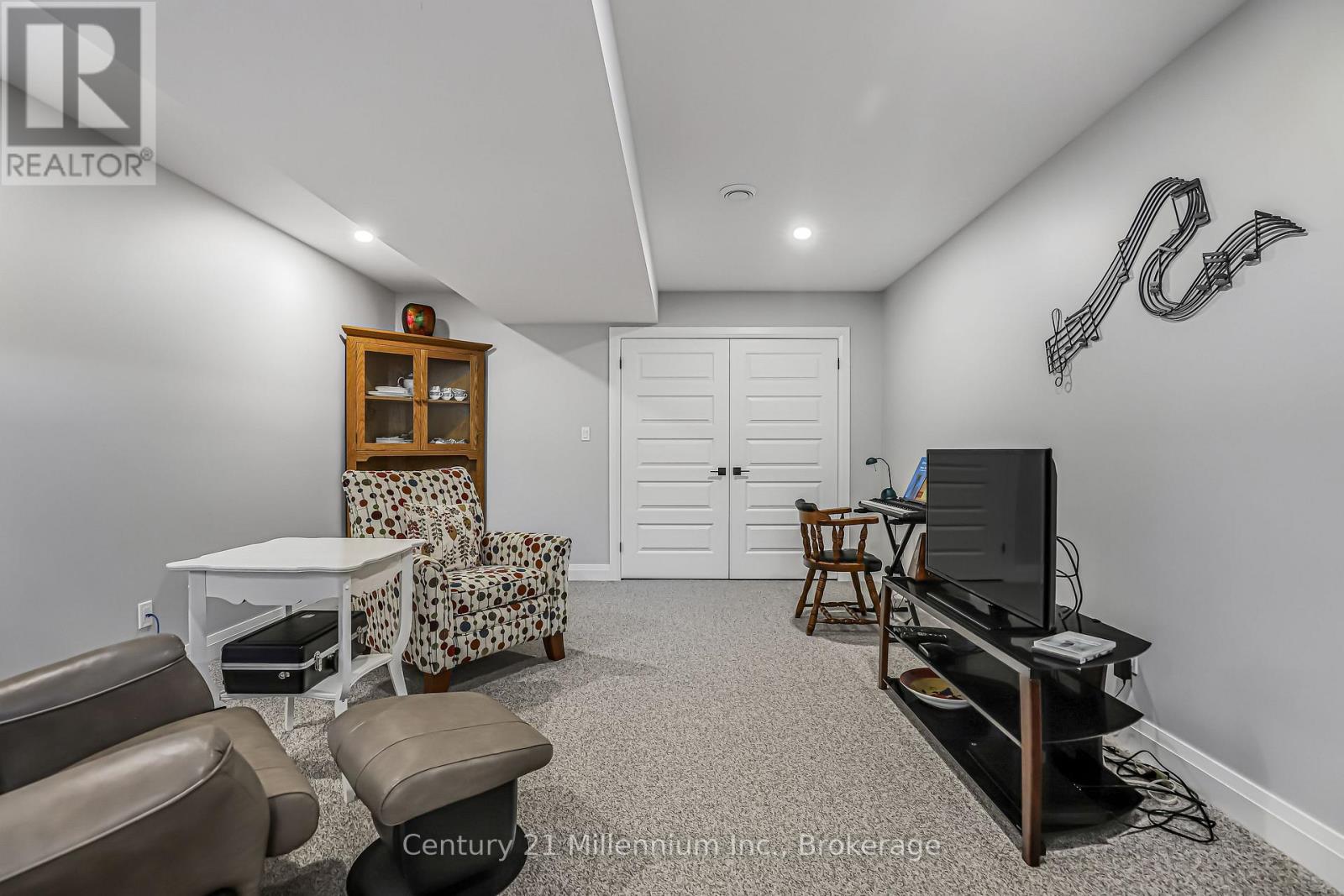 1 Eagle Court, Saugeen Shores, Ontario  N0H 2C3 - Photo 38 - X12588830