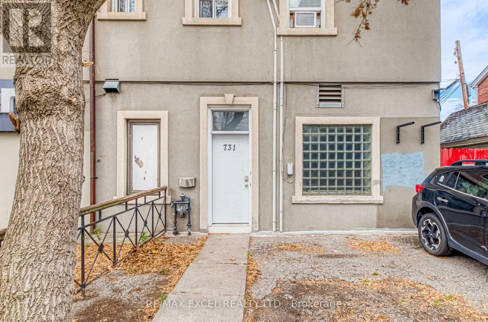 731 Broadview Avenue, Toronto, Ontario  M4K 2P6 - Photo 11 - E12588824