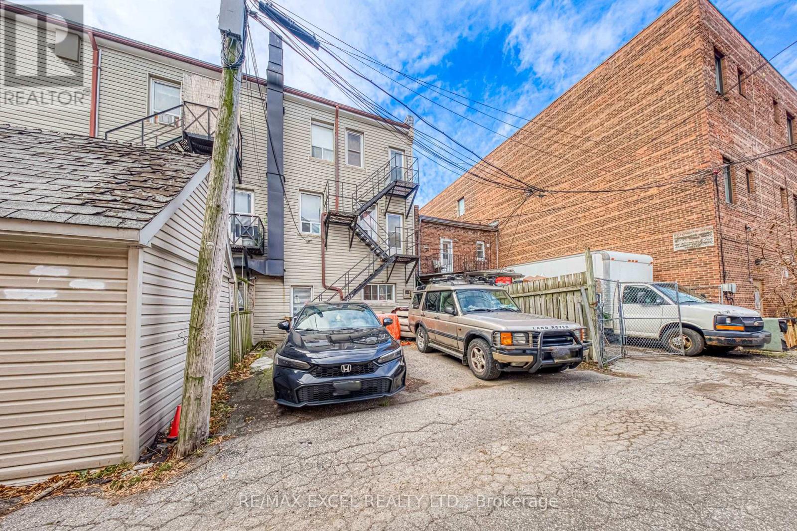 731 Broadview Avenue, Toronto, Ontario  M4K 2P6 - Photo 12 - E12588824