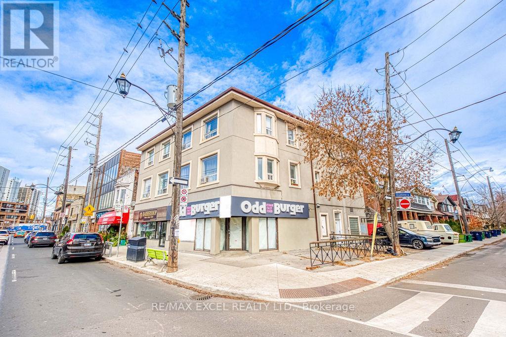 731 Broadview Avenue, Toronto, Ontario  M4K 2P6 - Photo 2 - E12588824