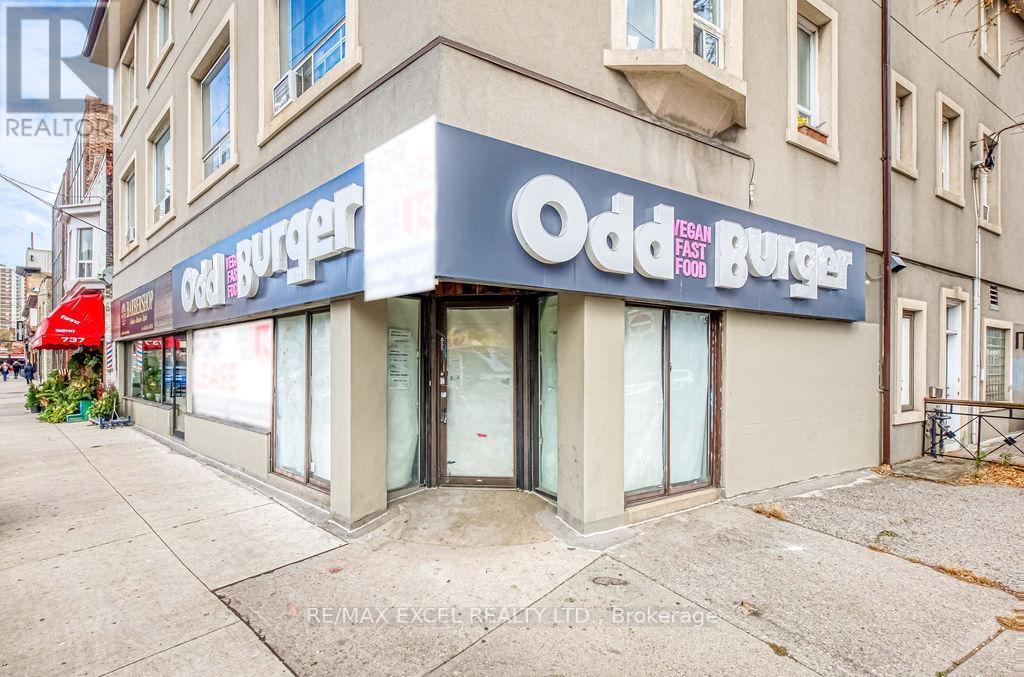 731 Broadview Avenue, Toronto, Ontario  M4K 2P6 - Photo 8 - E12588824