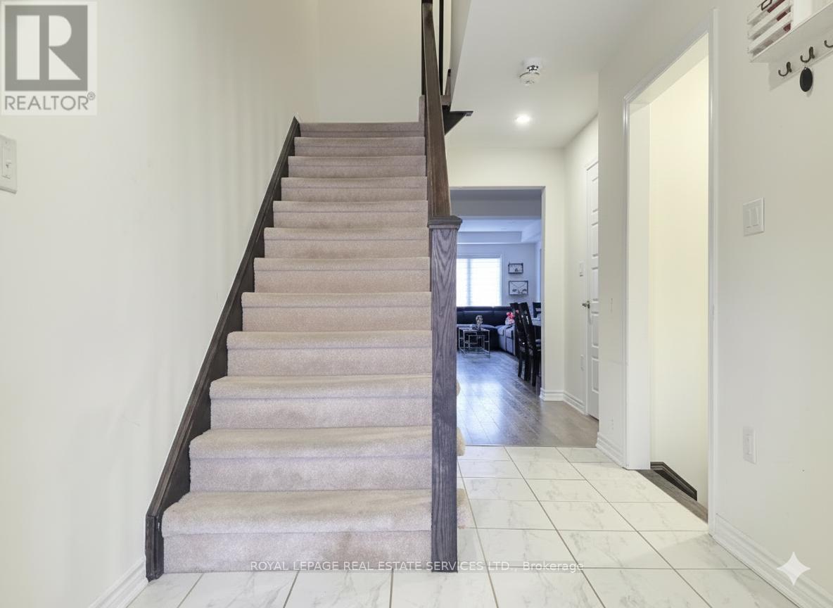 301 Beasley Terrace, Milton, Ontario  L9E 1C5 - Photo 11 - W12588822