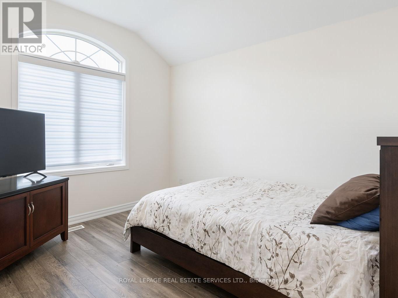 301 Beasley Terrace, Milton, Ontario  L9E 1C5 - Photo 12 - W12588822