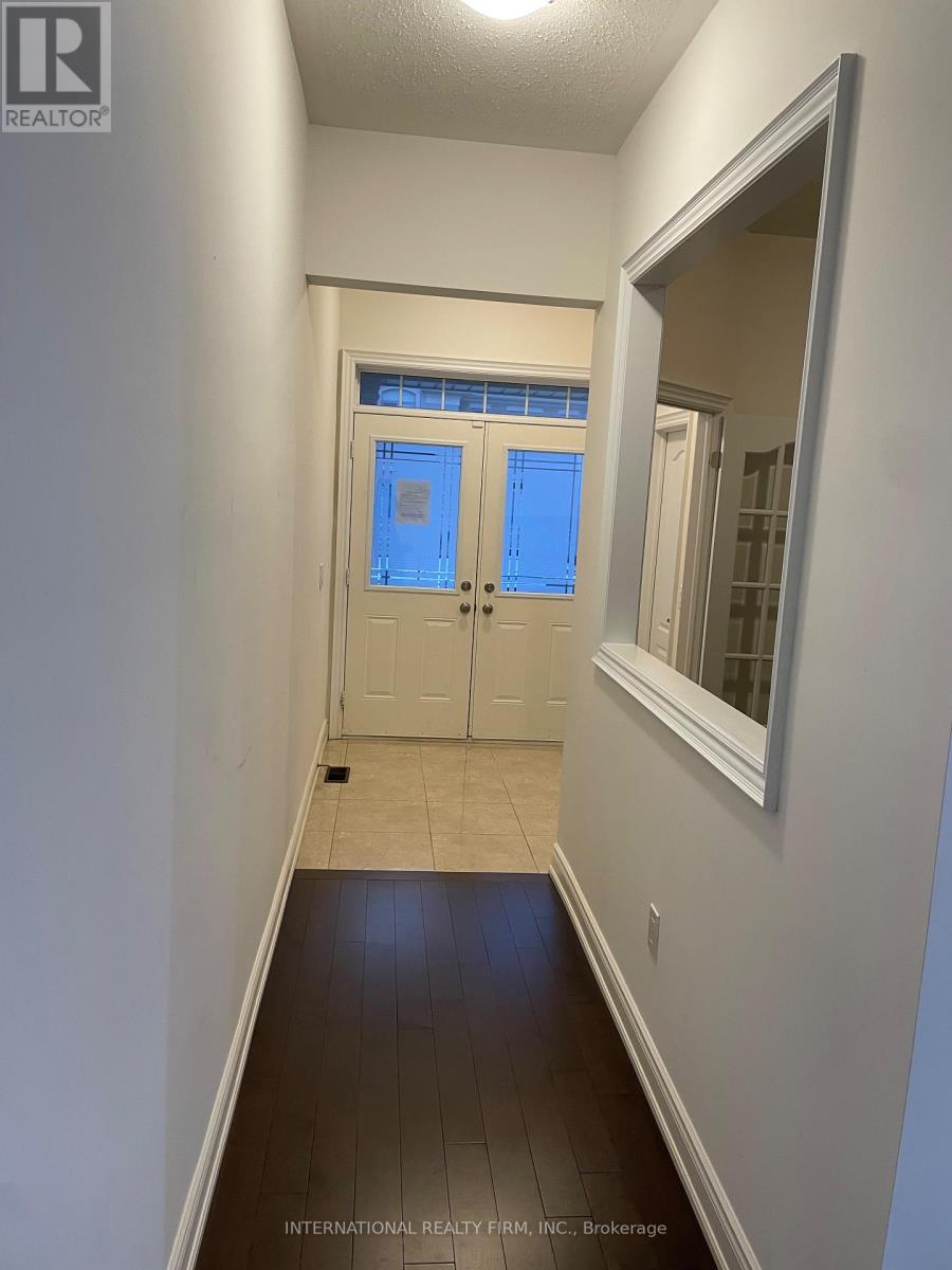 221 Etheridge Avenue N, Milton, Ontario  L9E 1H6 - Photo 4 - W12588832