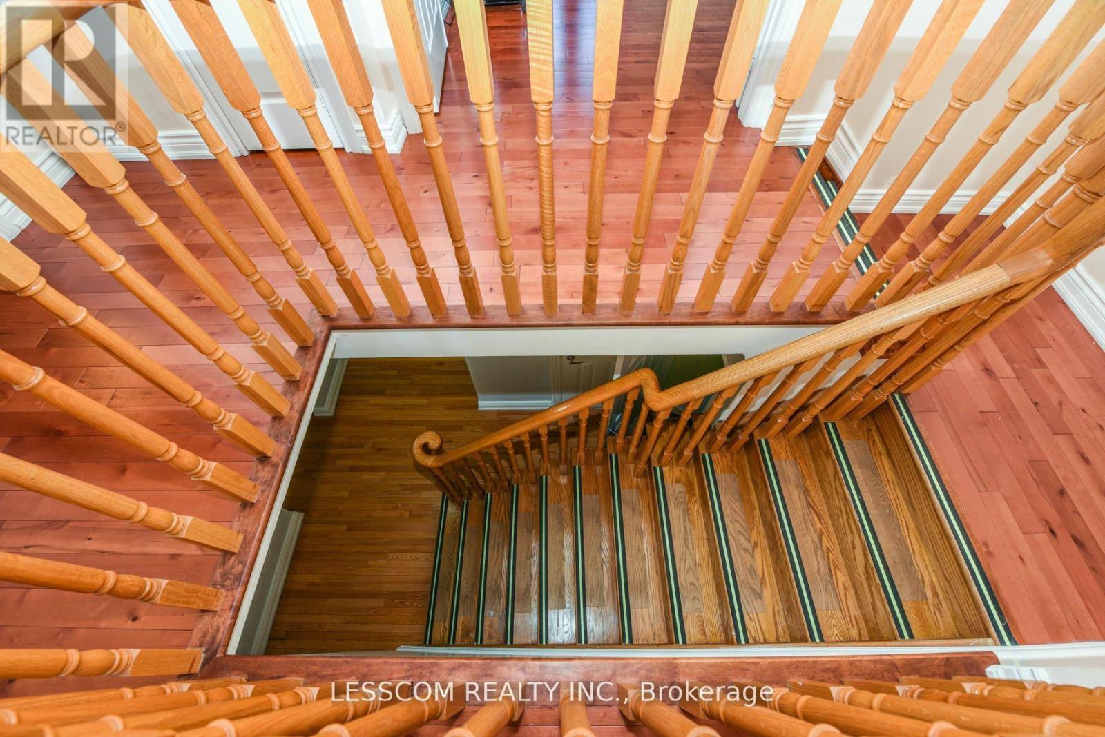 30 Fairhill Avenue, Brampton, Ontario  L7A 2E7 - Photo 17 - W12588834