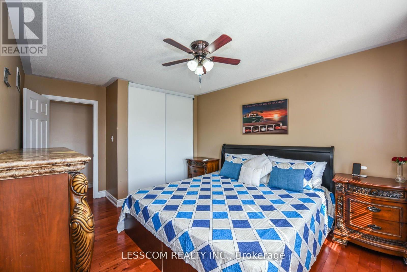 30 Fairhill Avenue, Brampton, Ontario  L7A 2E7 - Photo 23 - W12588834