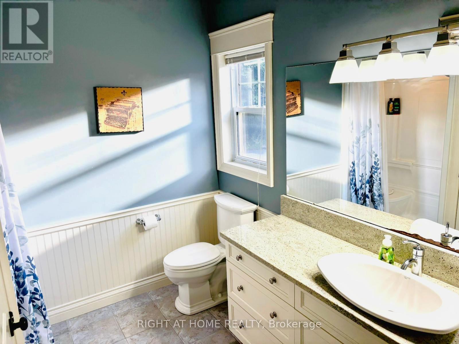 129 Blue Jay Crescent, Grey Highlands, Ontario N0C 1H0 - Photo 15 - X12588826